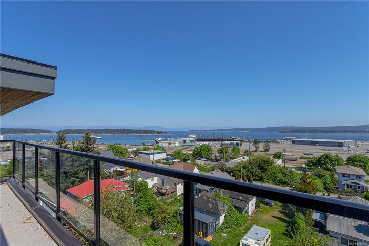 Property Photo:  45 Haliburton St #503  BC V9R 4V6 