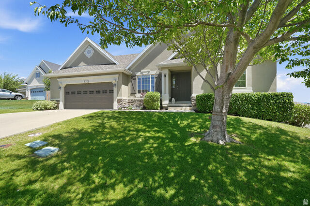 Property Photo: 4322 N Chestnut Oak Dr UT 84048