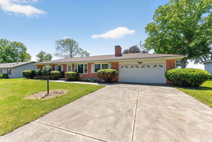 Property Photo:  10669 Betty Lane  OH 43344 