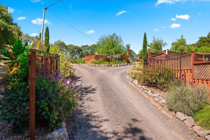 Property Photo:  1704 Hurlbut Lane  CA 95472 