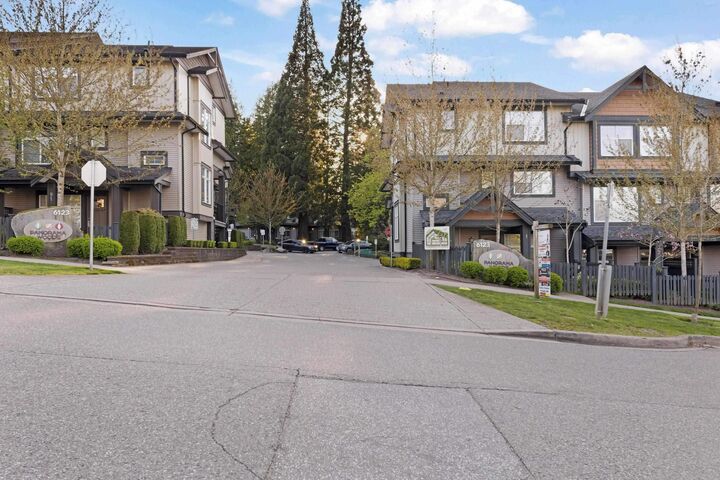 Property Photo: 6123 138 Street 43 BC V3X 1E8