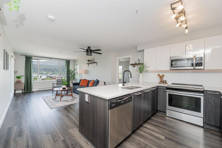 Property Photo:  2525 Clarke Street 414  BC V3H 0J3 