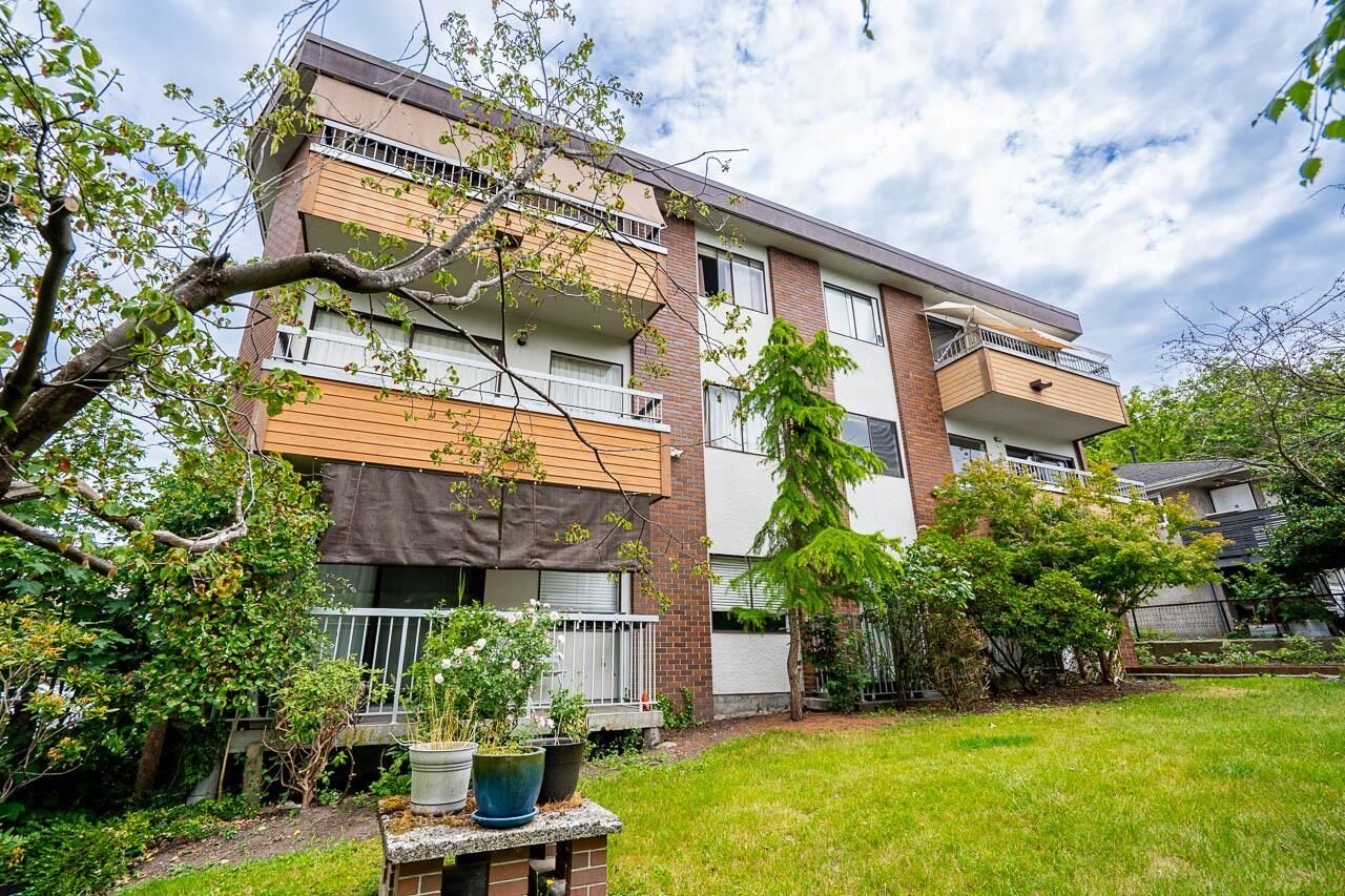 Property Photo: 138 Templeton Drive 302 BC V5L 4N3