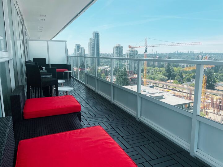 Property Photo: 525 Foster Avenue 1304 BC V3J 0H6
