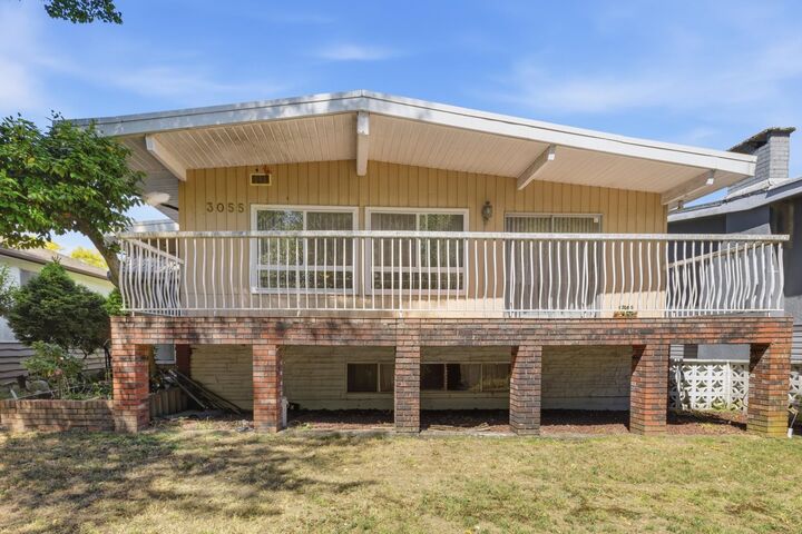 Property Photo: 3055 Rosemont Drive BC V5S 2C8
