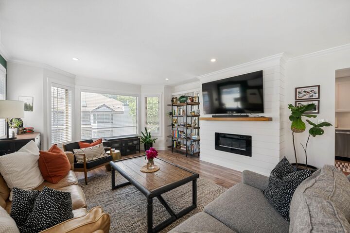 15840 84 Avenue 2 — photo 1