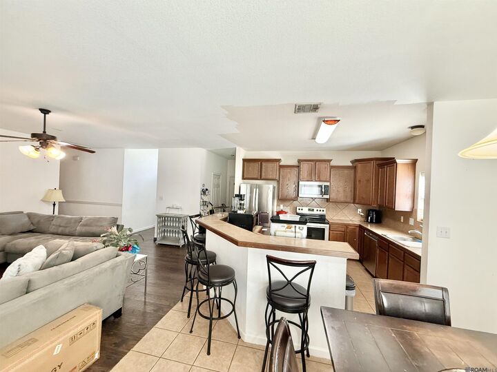Property Photo: 25960 Bronzewood St LA 70726