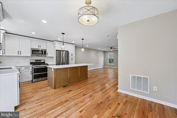 Property Photo:  6153 Les Dorson Lane  VA 22315 
