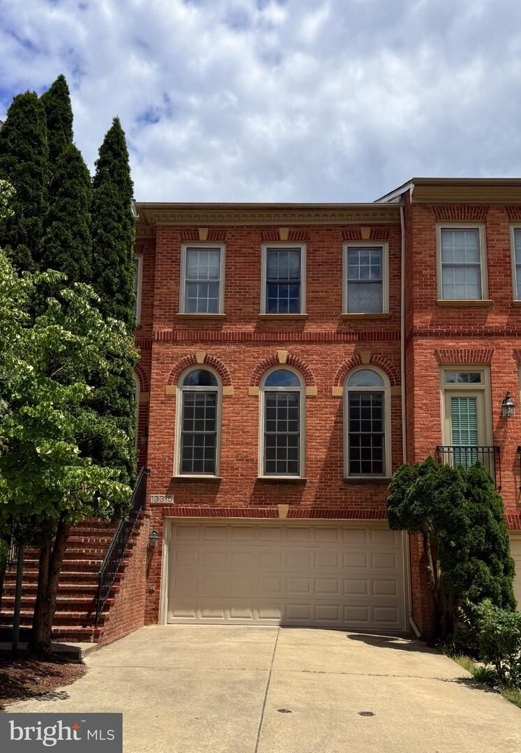 Property Photo:  13315 Sunny Brooke Place  MD 20854 