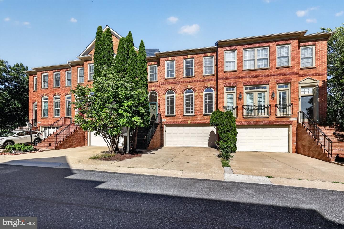 Property Photo: 13315 Sunny Brooke Place MD 20854