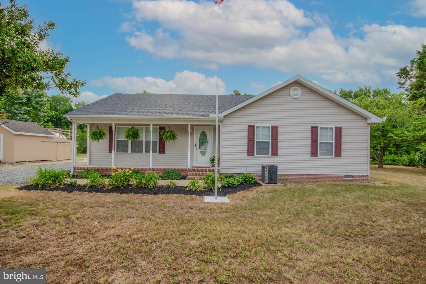 Property Photo: 26917 Siloam Road MD 21801