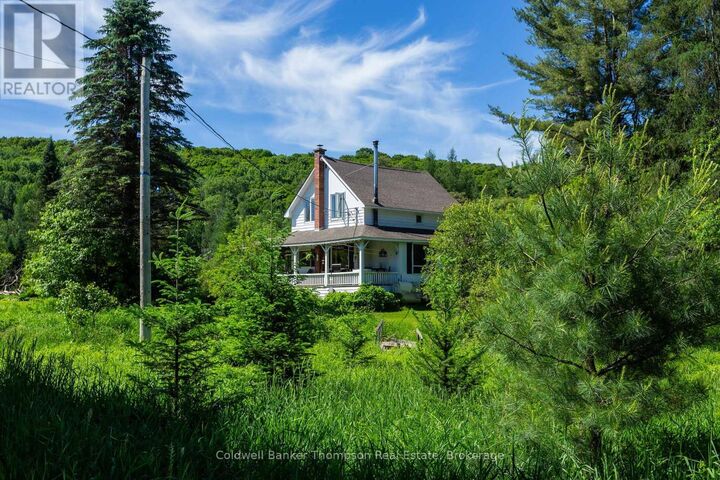 Property Photo:  421 Lindgren Road East  ON P1H 1Y6 