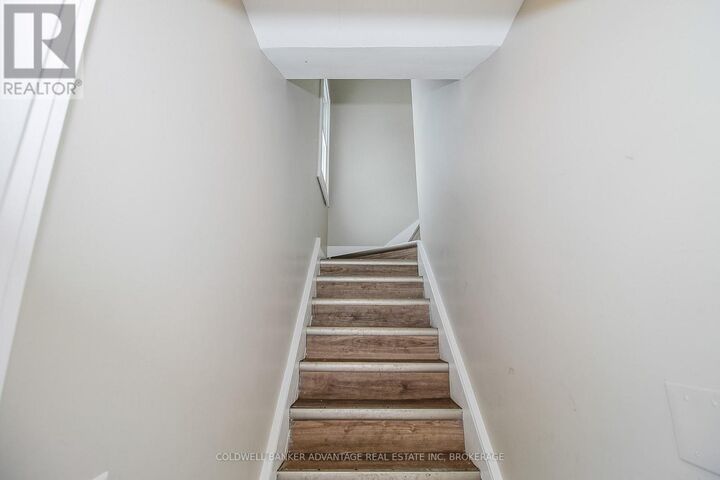 Property Photo:  181 Welland Street Upper  ON L3K 1V2 