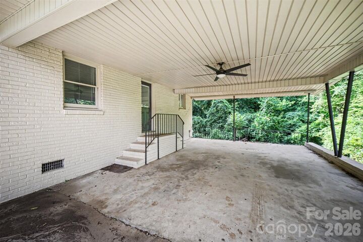 Property Photo:  1003 W Sumter Street  NC 28150 