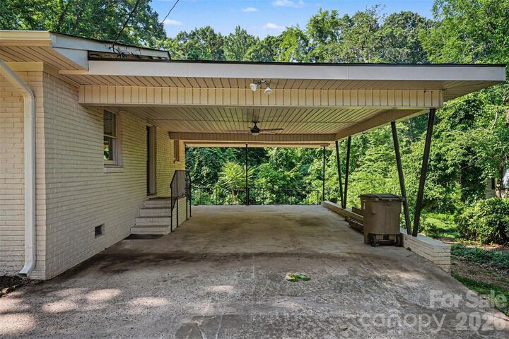 Property Photo:  1003 W Sumter Street  NC 28150 