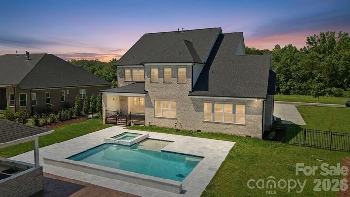 Property Photo: 128 Ellison Way NC 28173