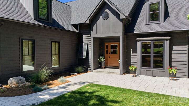Property Photo: 19624 Meta Road NC 28031