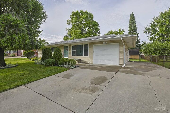 Property Photo:  2465 Horning Drive  OH 45014 