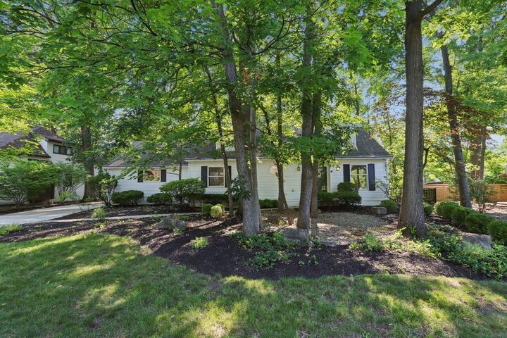 Property Photo: 730 Mohican Way OH 43081