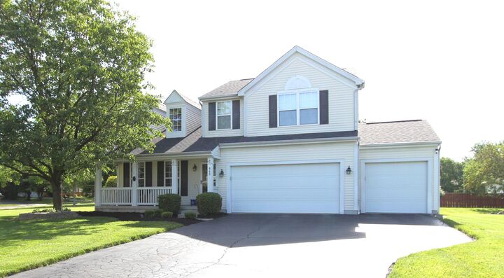 Property Photo: 868 Quarry Park Drive OH 43068