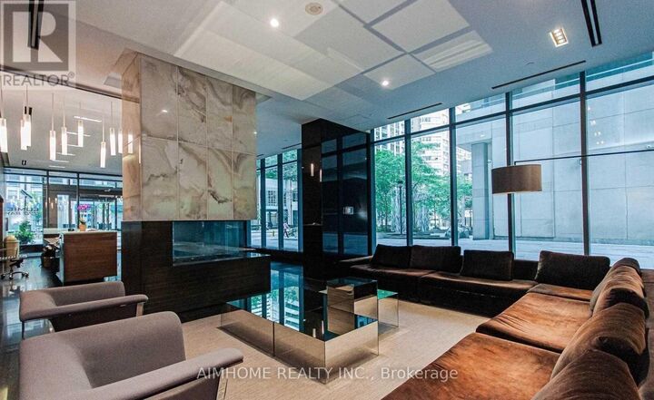 Property Photo: 770 Bay Street 1505 ON M5G 1N6