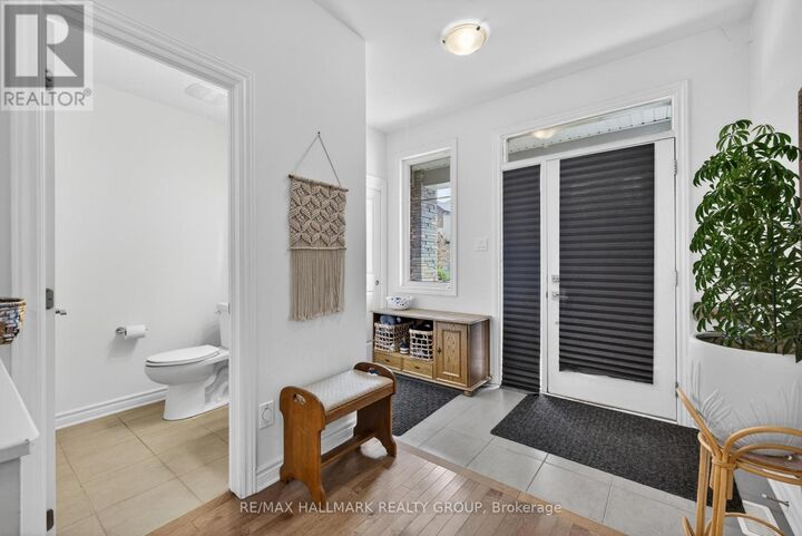 Property Photo:  709 Samantha Eastop Avenue  ON K2S 2A9 