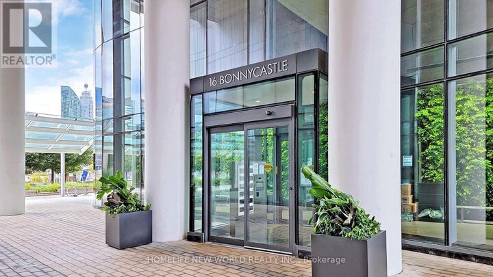 Property Photo:  16 Bonnycastle Street 1106  ON M5A 3Y4 