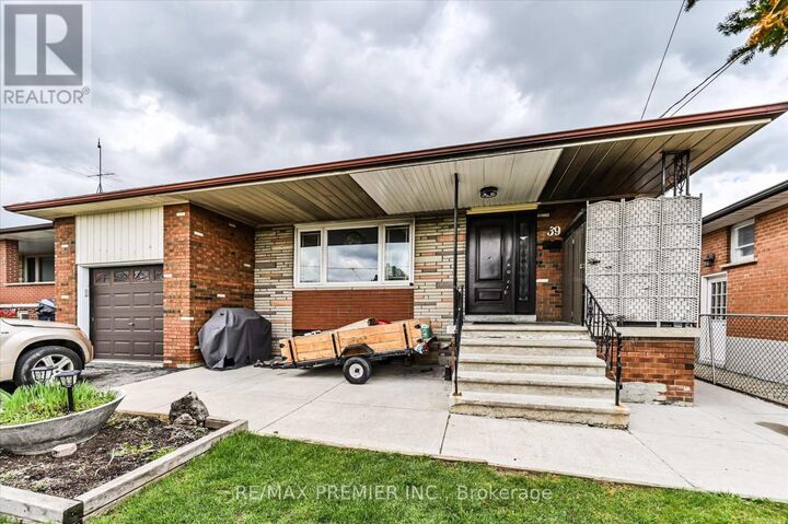 Property Photo: 39 Jocada Road Main ON M6L 2J4