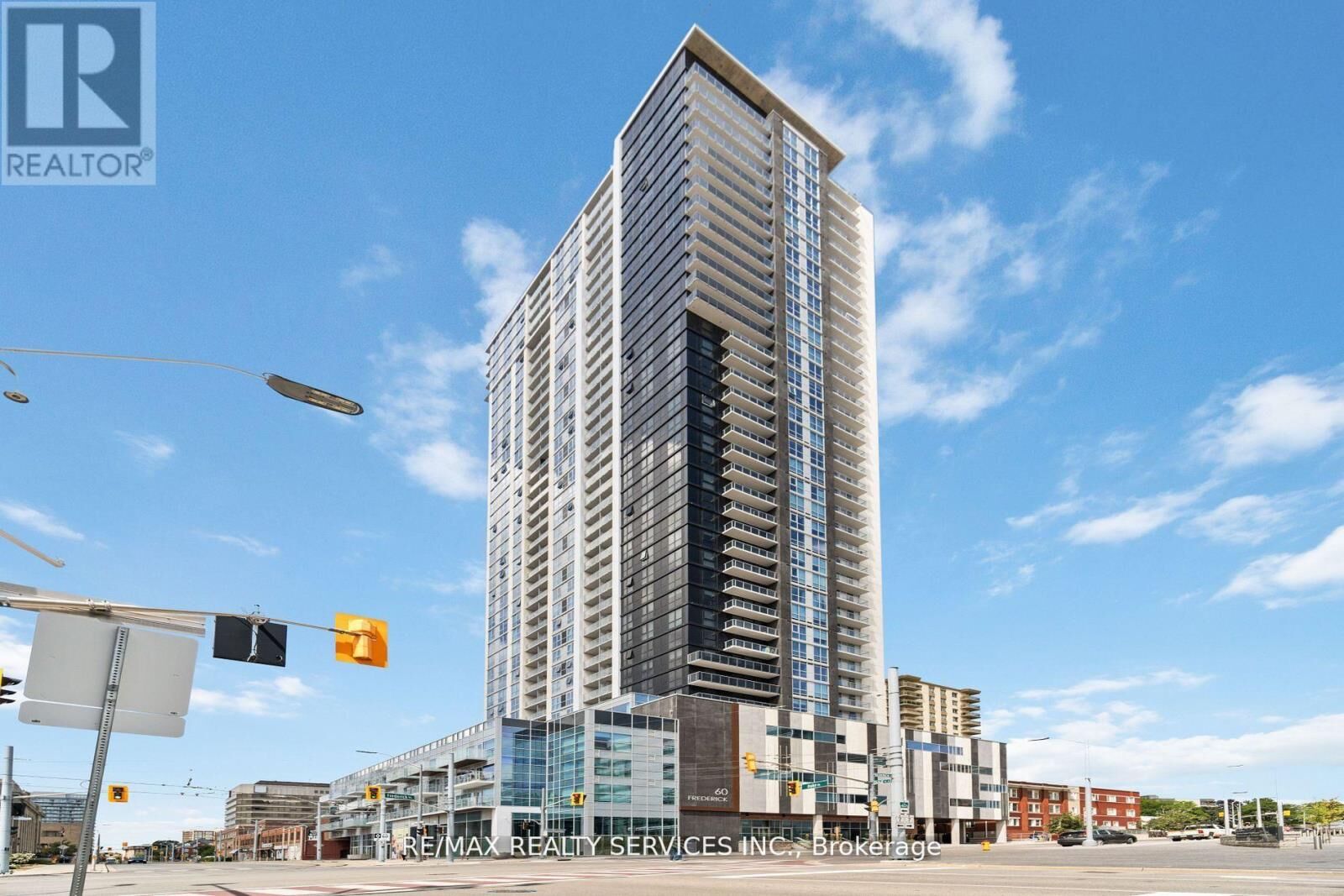 Property Photo:  60 Frederick Street 2712  ON N2H 0C7 