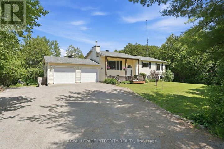 Property Photo:  215 Davis Road  ON K0G 1N0 