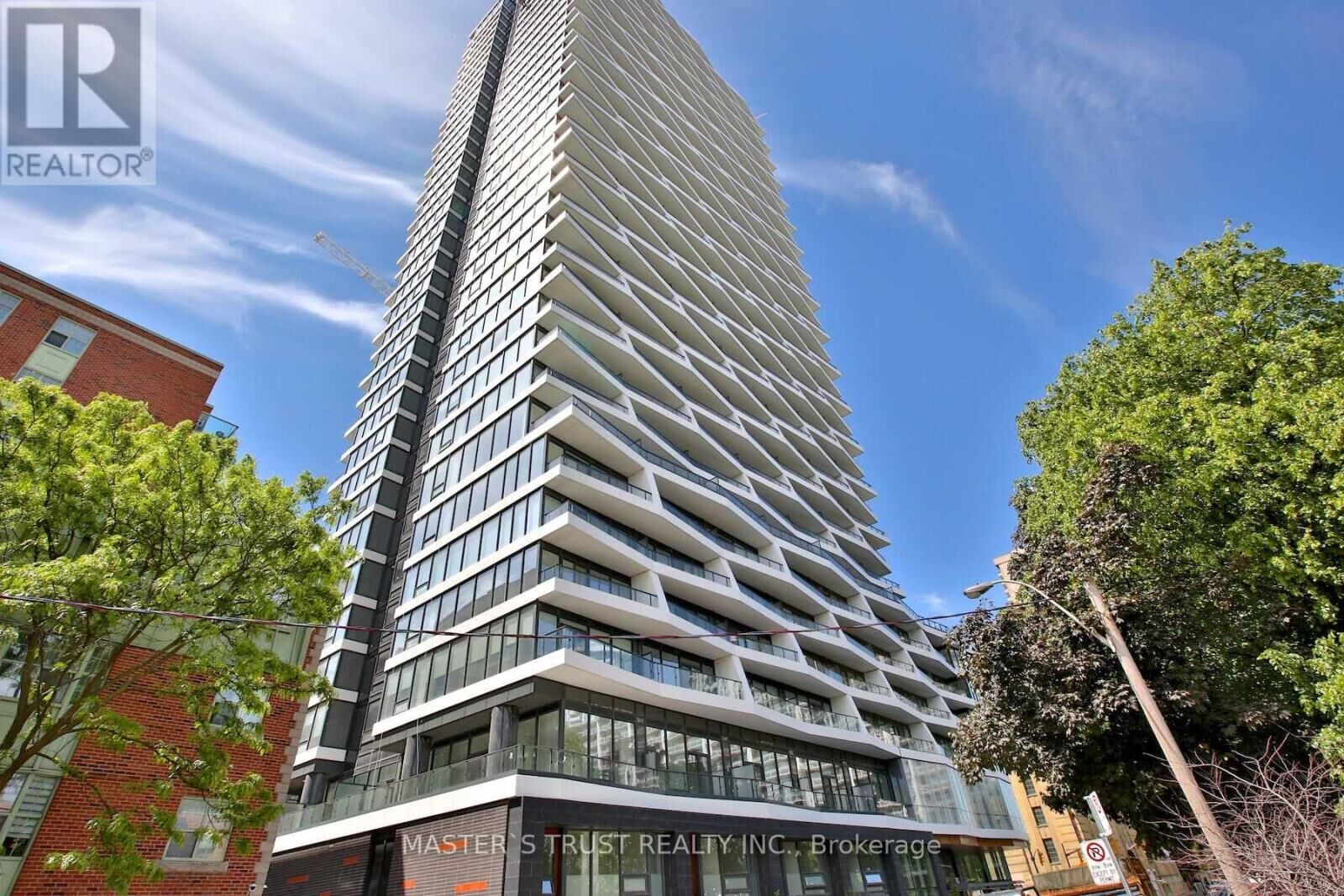 Property Photo:  85 Wood Street 2303  ON M4Y 0E8 