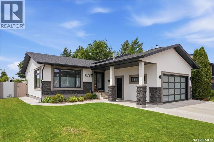 Property Photo: 103 Mallin Crescent SK S7K 7W9