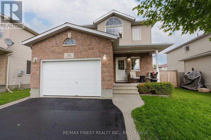 Property Photo:  1468 Adams Avenue  ON K7P 0B6 