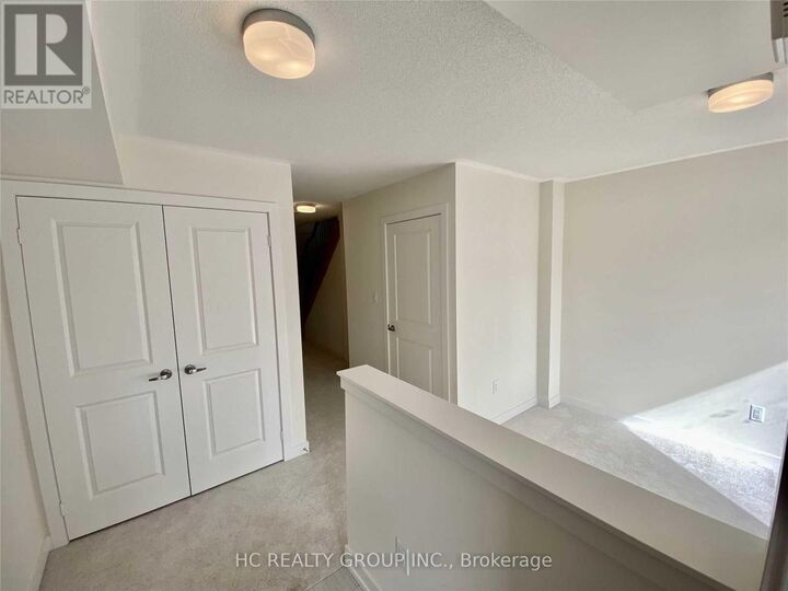 Property Photo:  2578 Castlegate Crossing  ON L1X 0G4 
