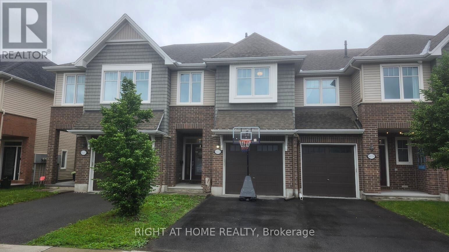 Property Photo:  607 Egret Way  ON K2J 6K9 