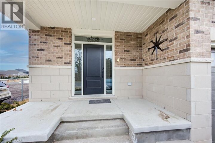 Property Photo:  4 Braun Avenue  ON N4G 0K5 