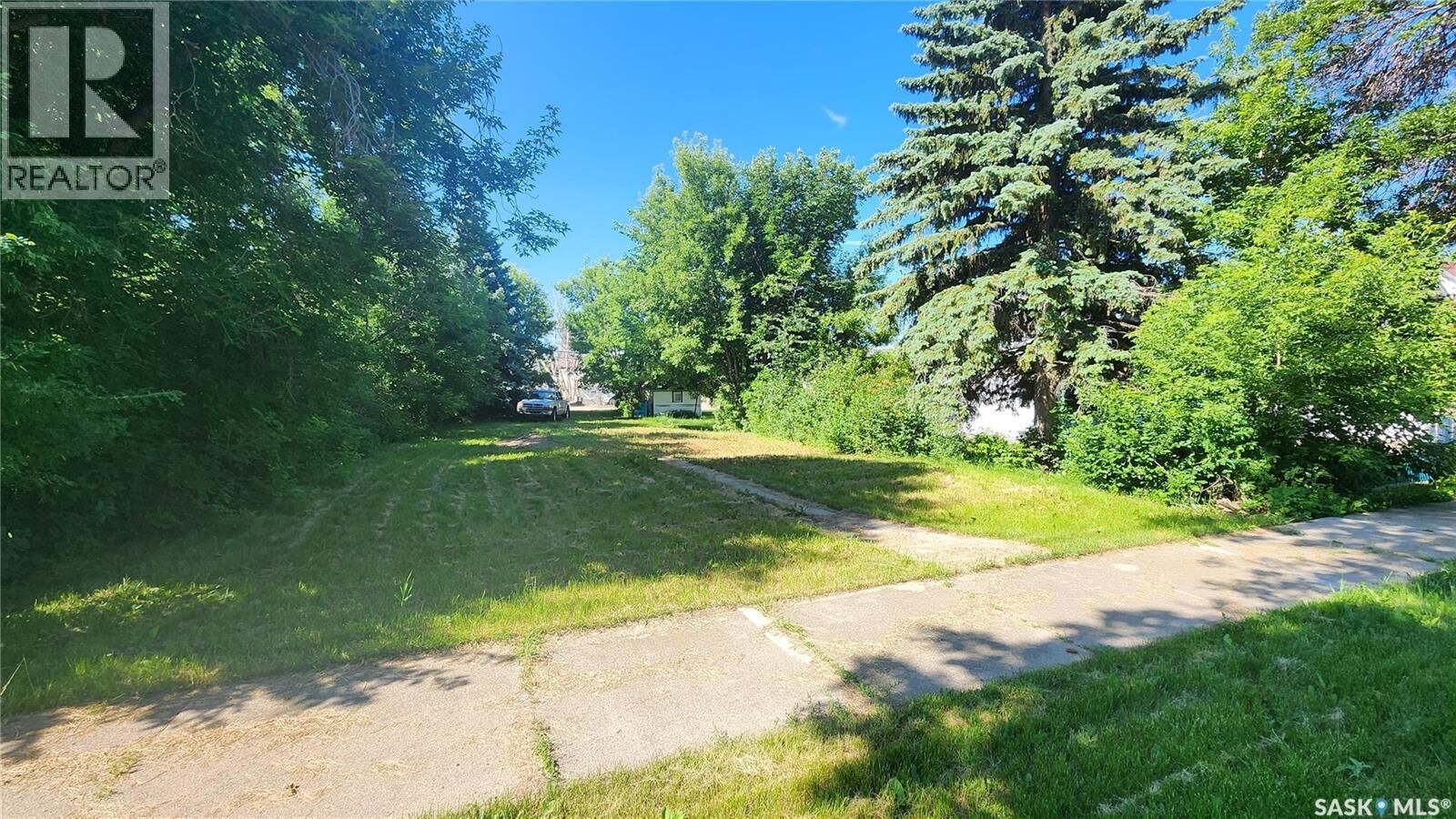 Property Photo:  131 5th Avenue  SK S0A 2P0 