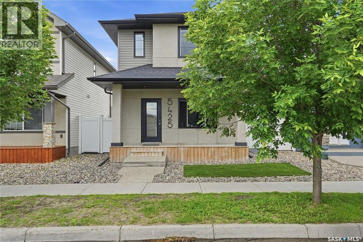 Property Photo:  5425 Campling Avenue  SK S4W 0L6 