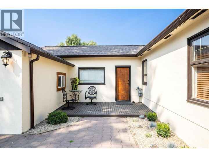 Property Photo: 2885 Phillips Street BC V4Y 0B2