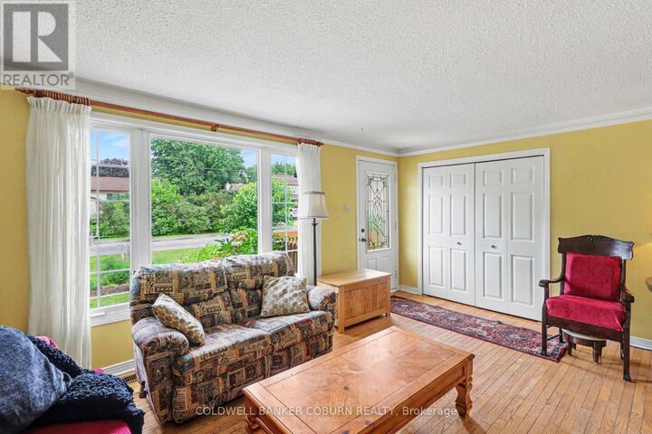 Property Photo:  22 Thompson Road  ON K0C 1H0 