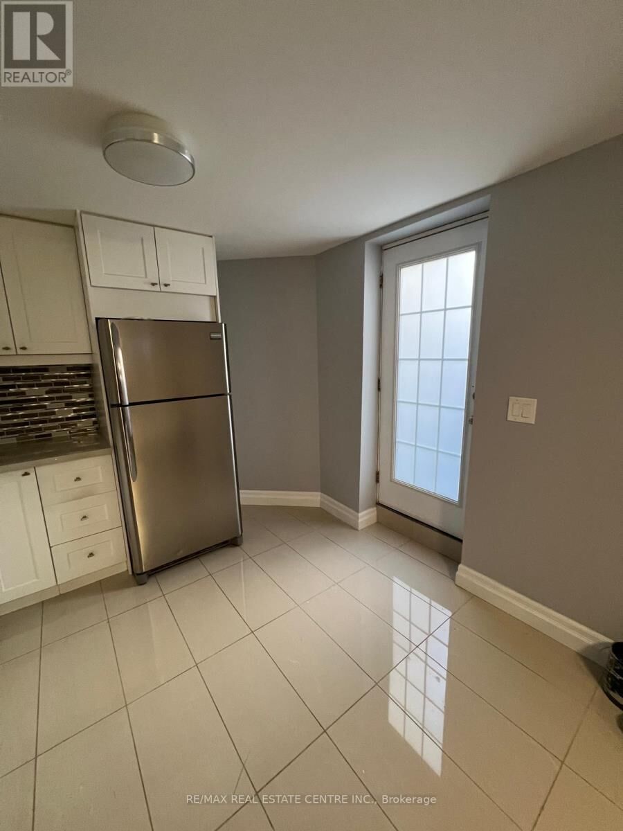 Property Photo:  230-1 Huntingford Gate Basement  ON L9T 0S4 