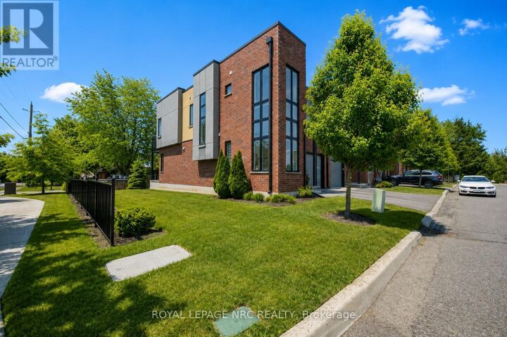Property Photo: 1465 North Station Street 1 ON L0S 1E3