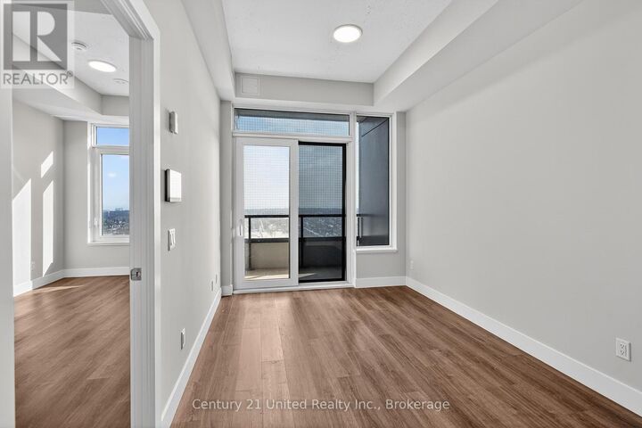 Property Photo: 80 Bond Street East 1306 ON L1G 0E6