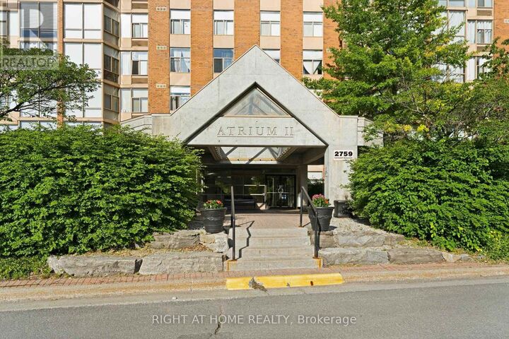 Property Photo: 2759 Carousel Crescent 911 ON K1T 2N5