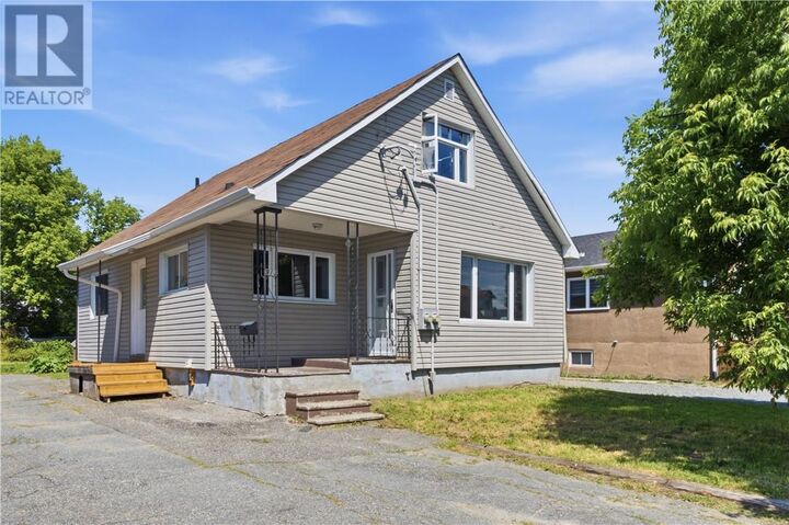 913 Miller Street — photo 1