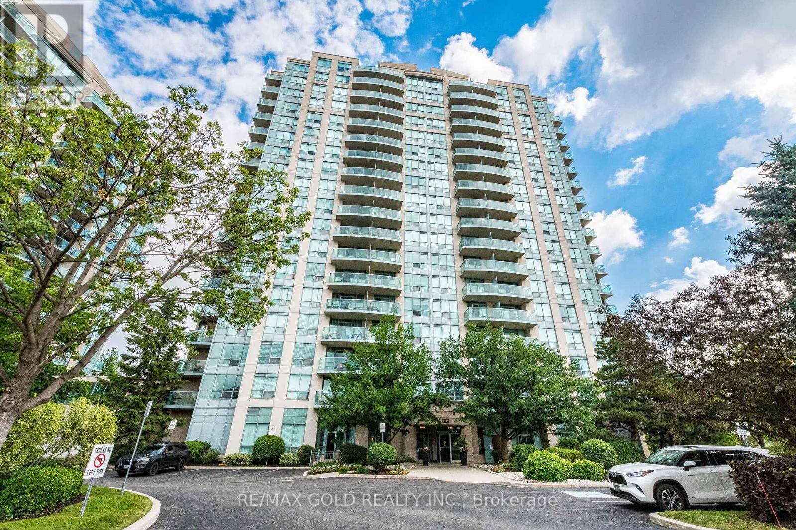 Property Photo: 2545 Erin Centre Boulevard 701 ON L5M 6Z9