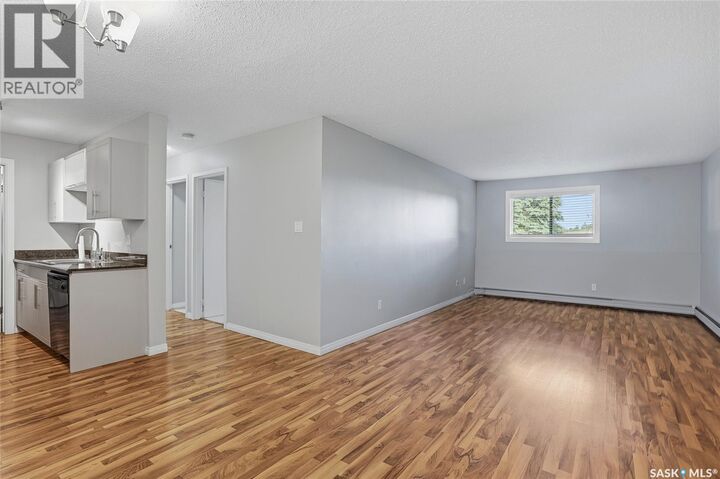 Property Photo:  105 333 Silverwood Road  SK S7K 6G1 