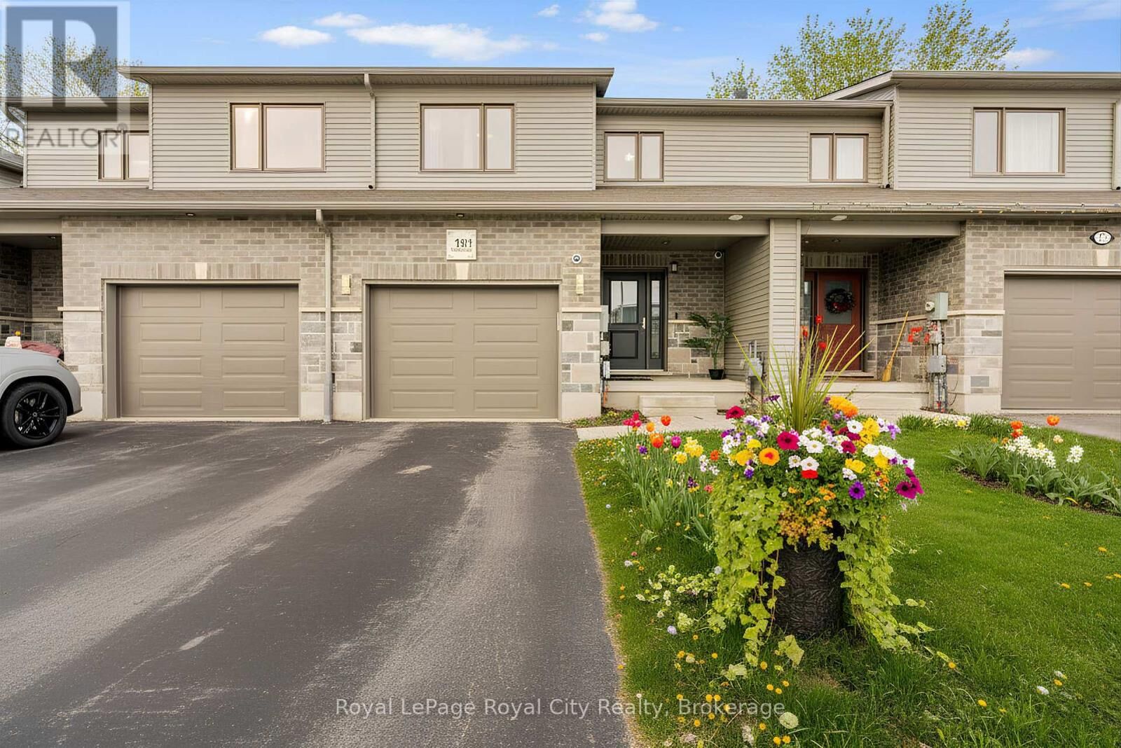 Property Photo: 181 Halls Drive ON N0B 1S0