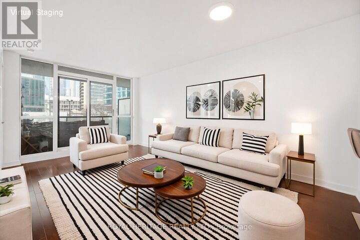 Property Photo: 12 Yonge Street 611 ON M5E 1Z9