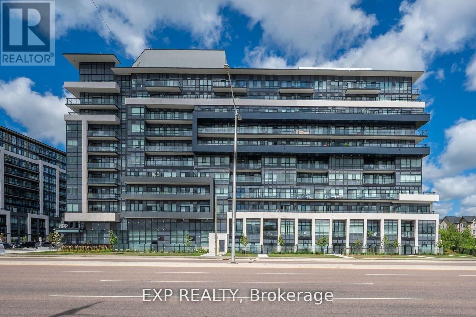 Property Photo:  395 Dundas Street West 525  ON L6M 5R8 